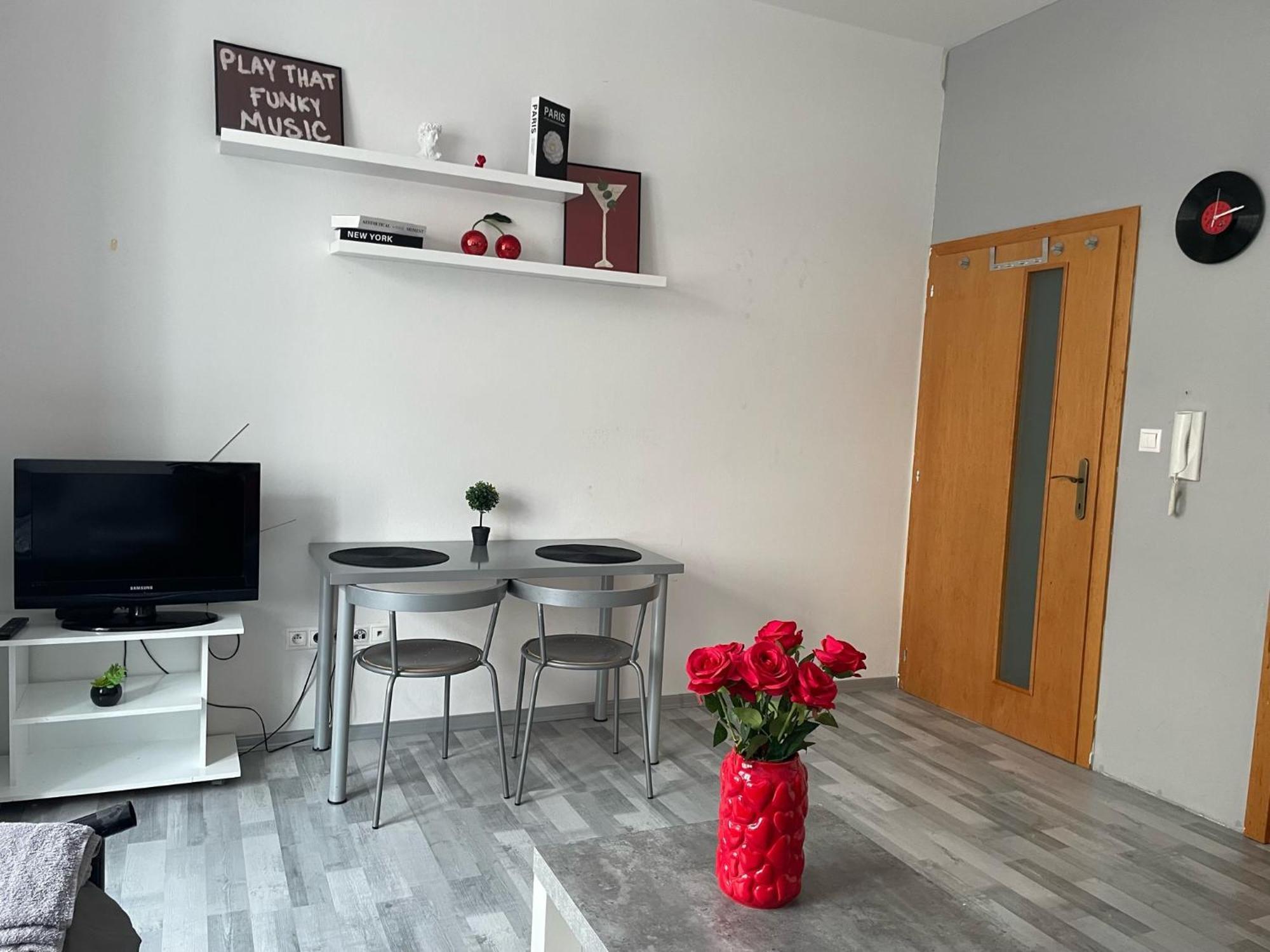 Tiffany Apartment In The City Center Bratislava Dış mekan fotoğraf