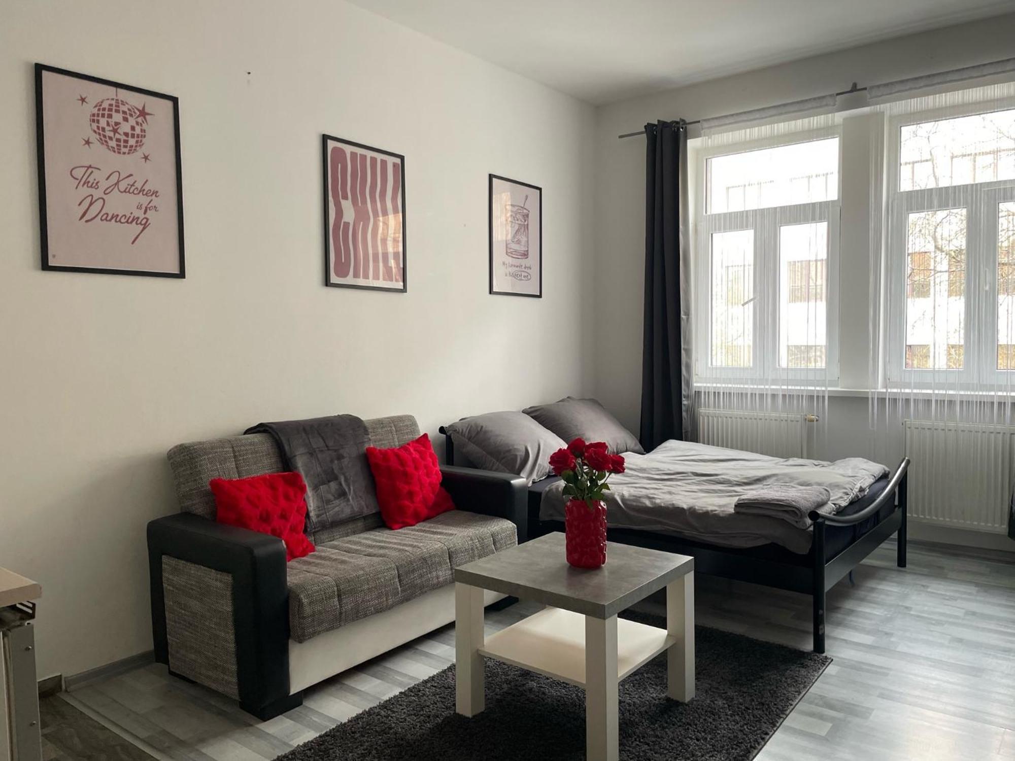 Tiffany Apartment In The City Center Bratislava Dış mekan fotoğraf